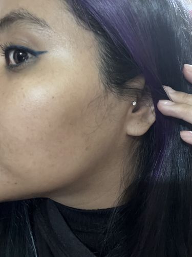 Customer photo review of Piercing 1era Perforación Diamante Mini Titanio