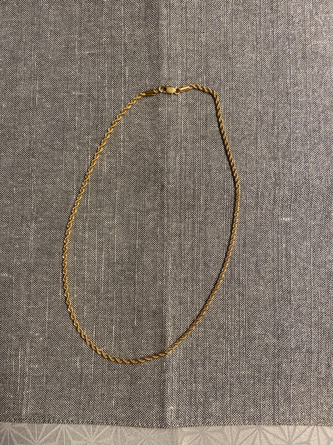 Customer photo review of CLEAN ROPE. - 3MM 18K GOLD