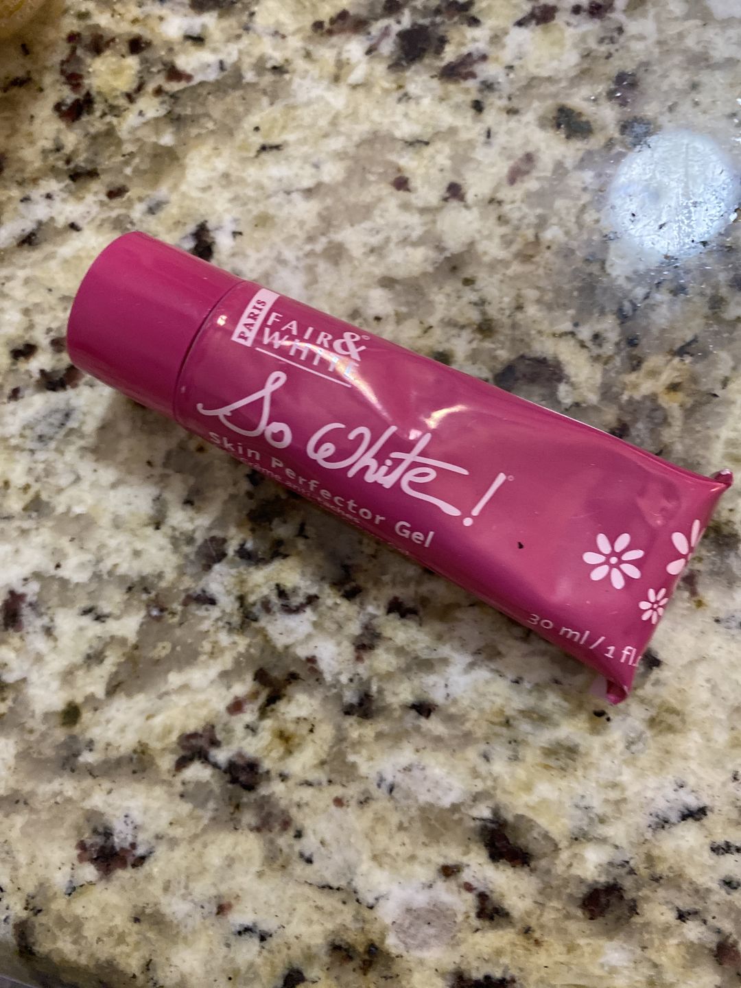 Customer photo review of Fair and White So White Skin Perfector Gel 30ml / 1 fl oz