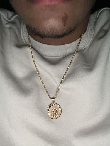 Customer photo review of *NEW* 14K PA Hollow Franco Chain W/ Virgen Pendant  JTJ™ -