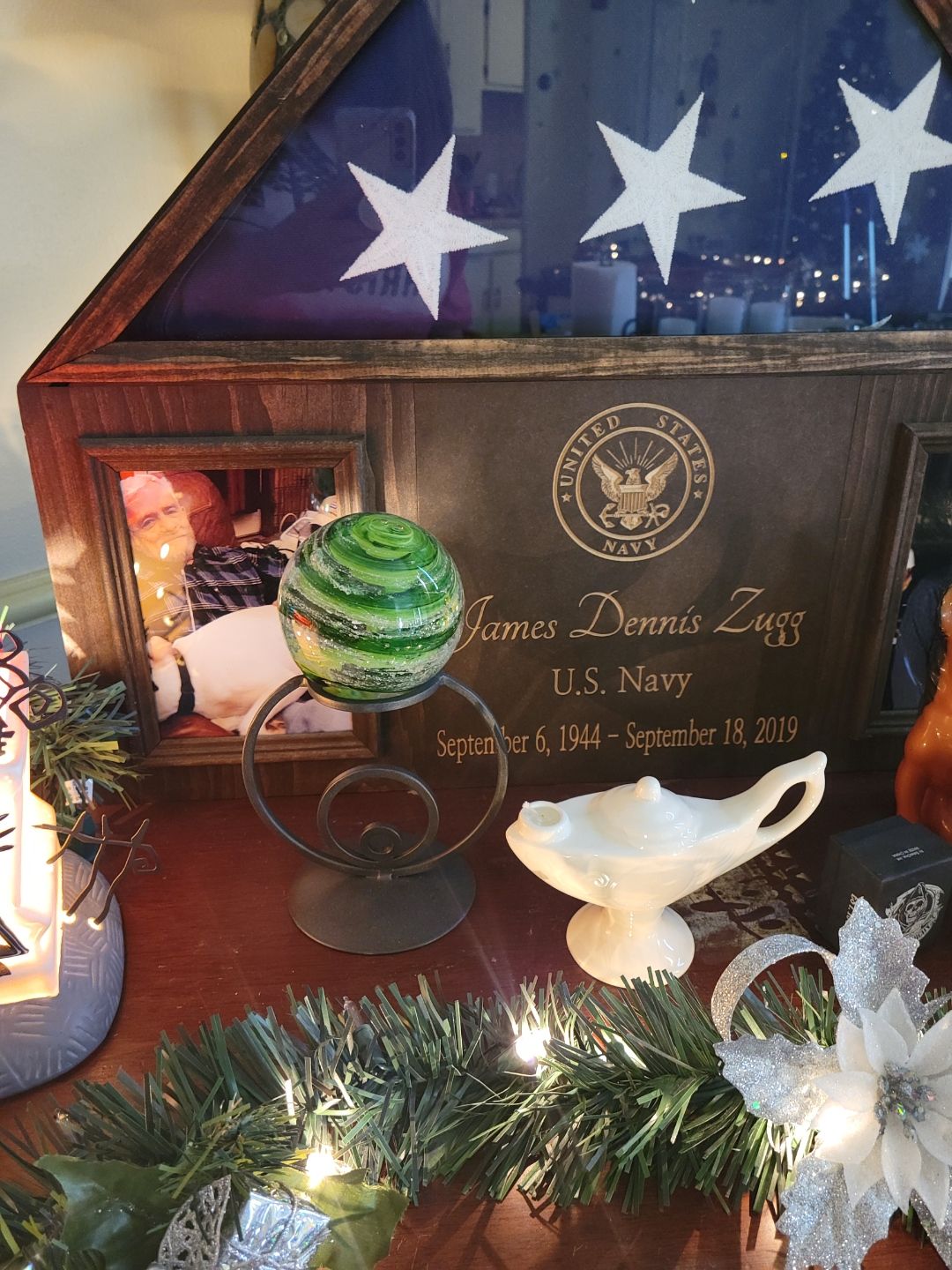 Customer photo review of Tranquil Swirl Paperweight with Cremation Ash
