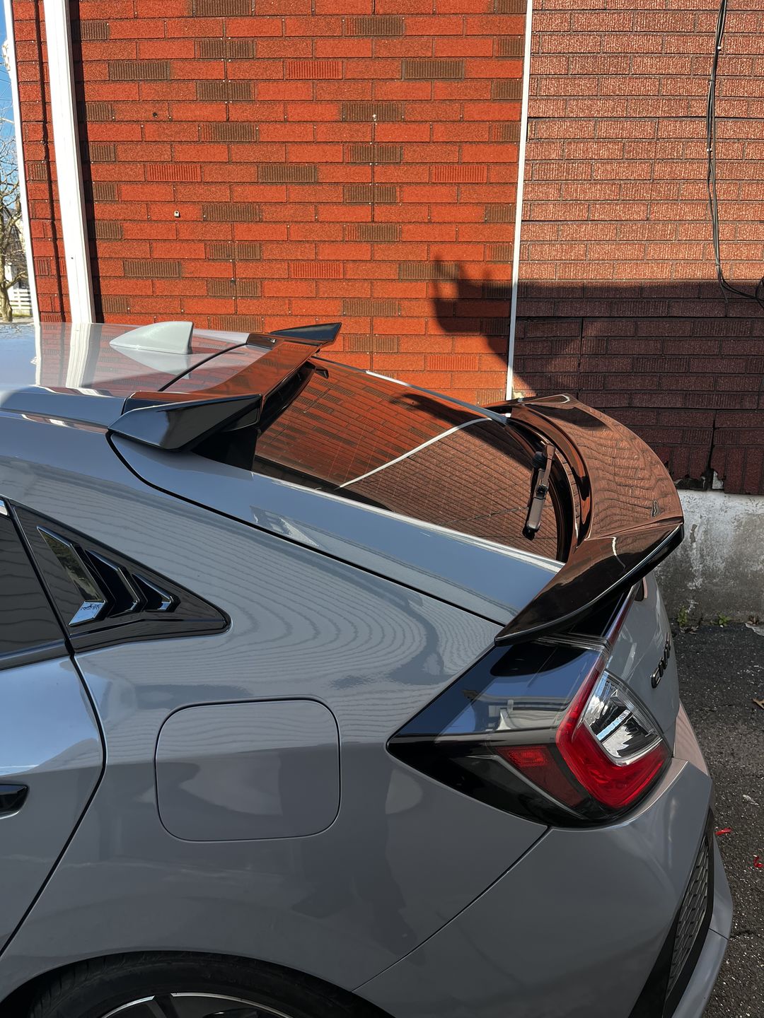 Customer photo review of Rear Roof Wing Spoiler - Glossy Black For 2017-2020  Honda Civic Hatchback
