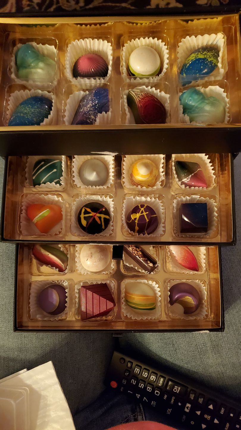 Customer photo review of 24 Piece - Build Your Own Box