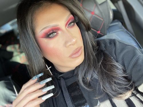 Customer photo review of EOS Teresa Gray