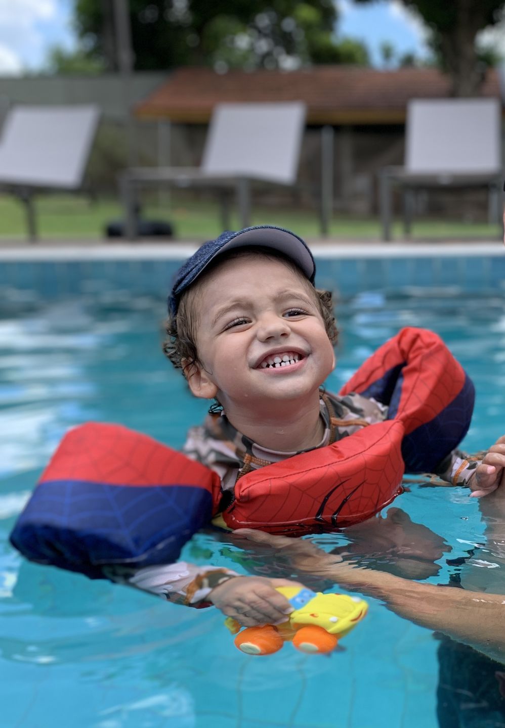 Customer photo review of Colete Flutuador Infantil