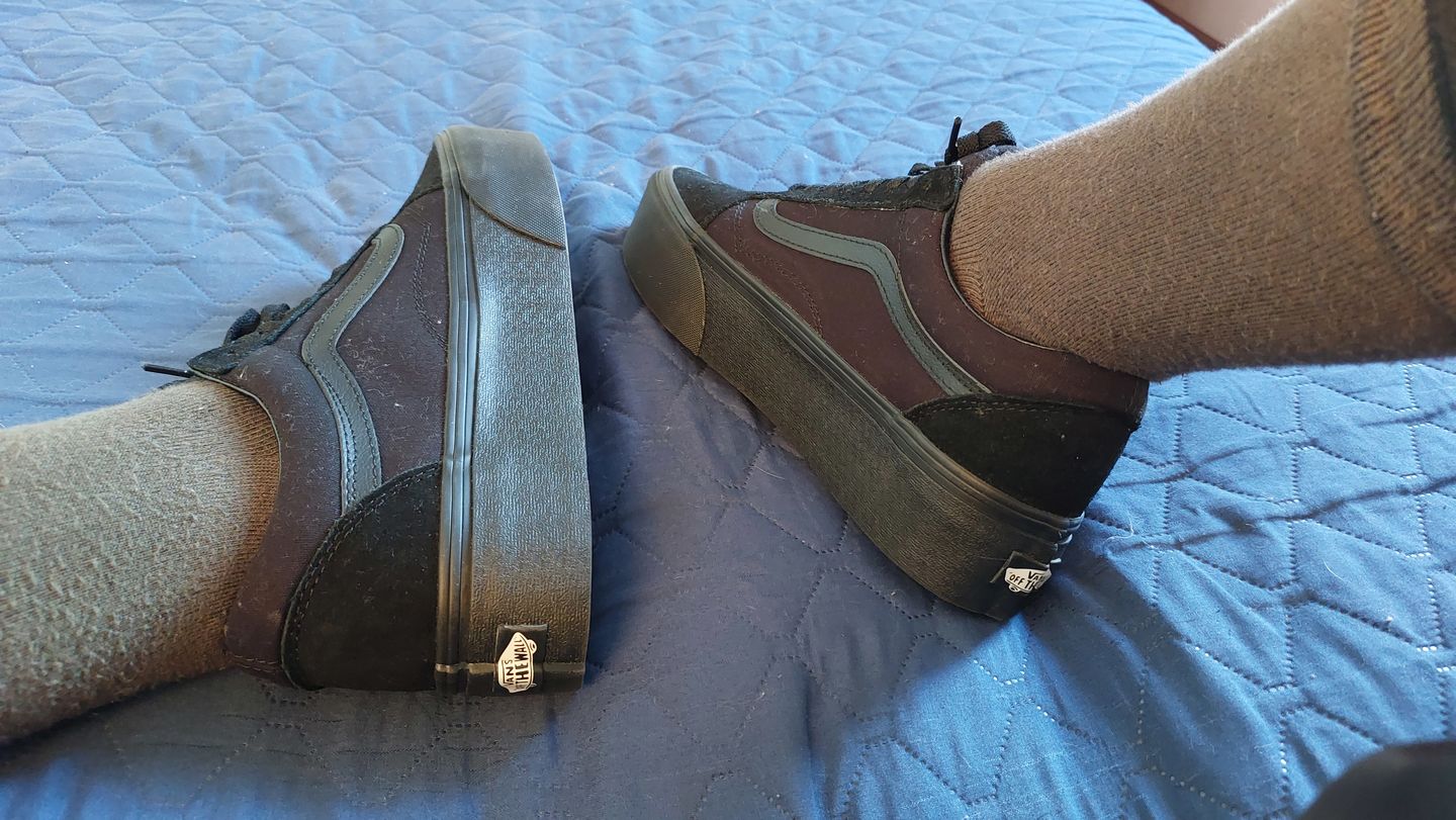 Customer photo review of Zapatilla Vans Old Skool Stackform Mujer Mono Negro