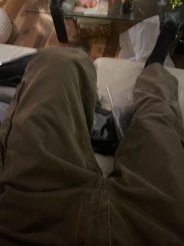 Customer photo review of Sonoma Lifestyle Cargo Pants Size 33 x 30 Fits 33 x 29