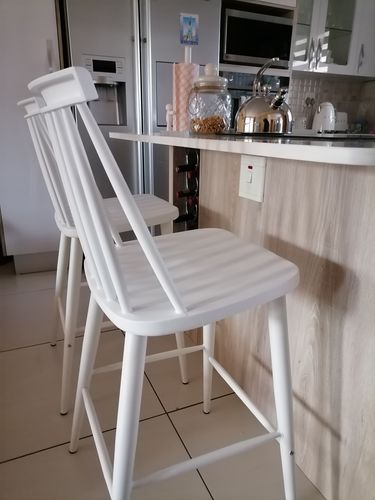Customer photo review of Cafe Kitchen Stool