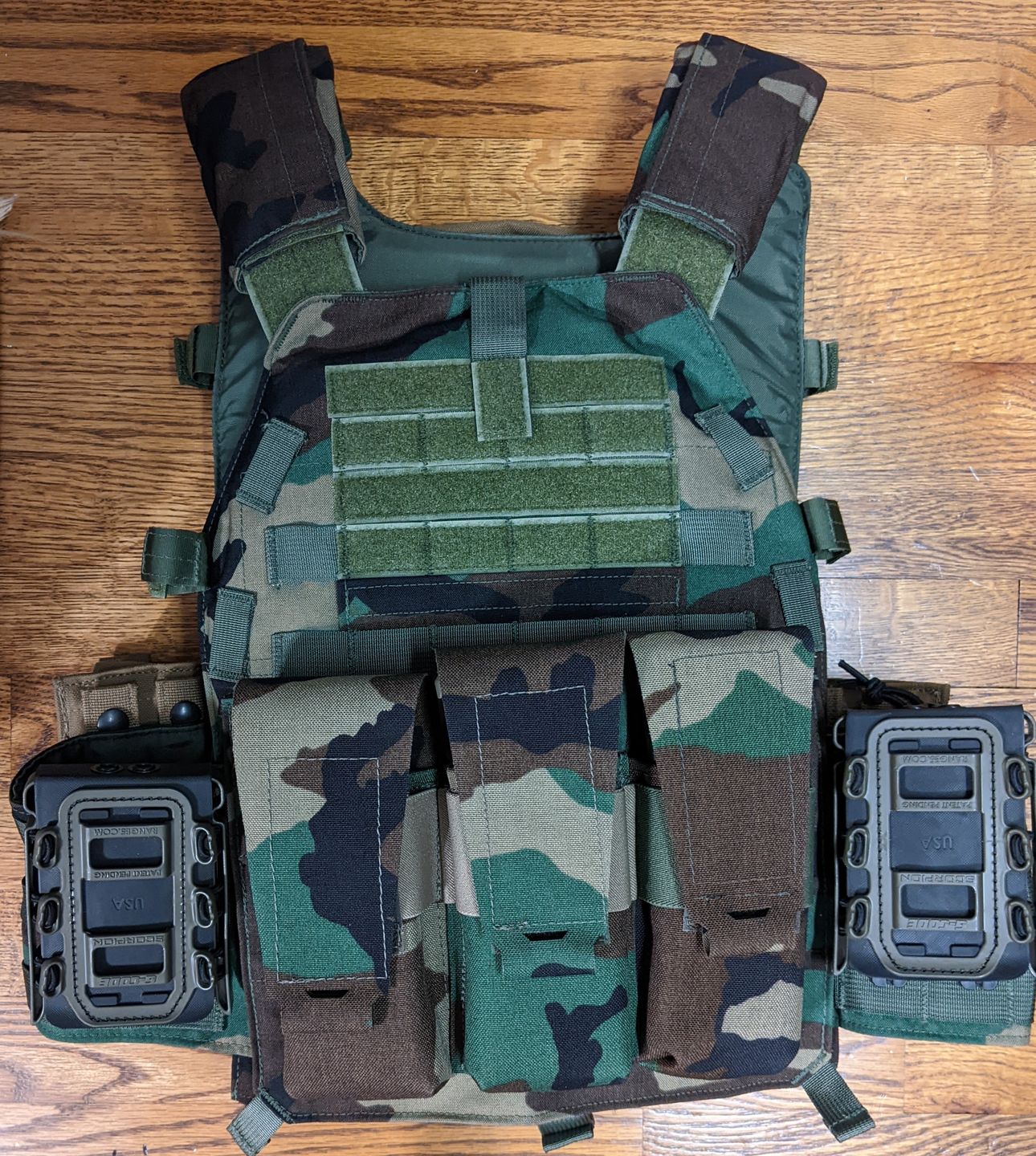 Customer photo review of AR Single Magazine 30 Round Pouch (Closed Top) GRIDLOK