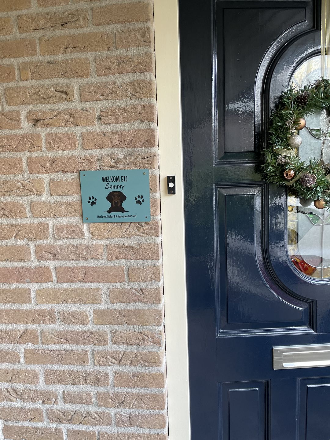 Customer photo review of Spionerende huisdieren- Gepersonaliseerde deurbord
