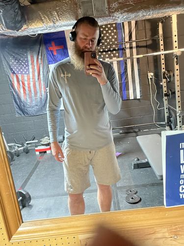 Customer photo review of Long Sleeve Performance Tee - Light Blue