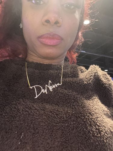 Customer photo review of Maxine Luxe Nameplate