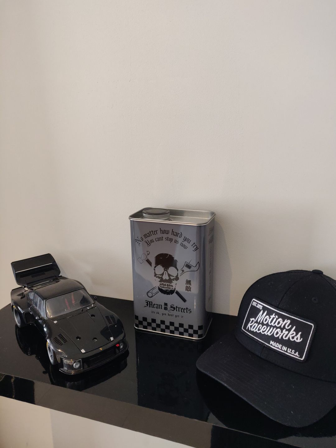 Customer photo review of Motion Heritage Hat Black/Black Snapback 95-116