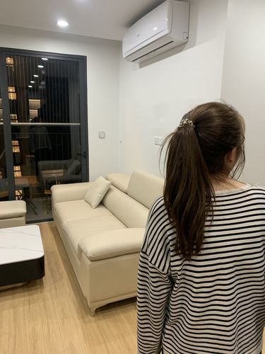 Customer photo review of FORTUNA - Sofa văng bọc da 2 chỗ gật gù