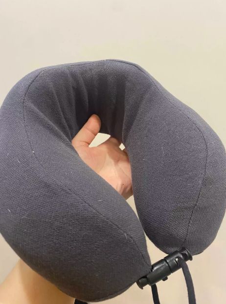 Customer photo review of Smart Neck Latex Pillow - Small