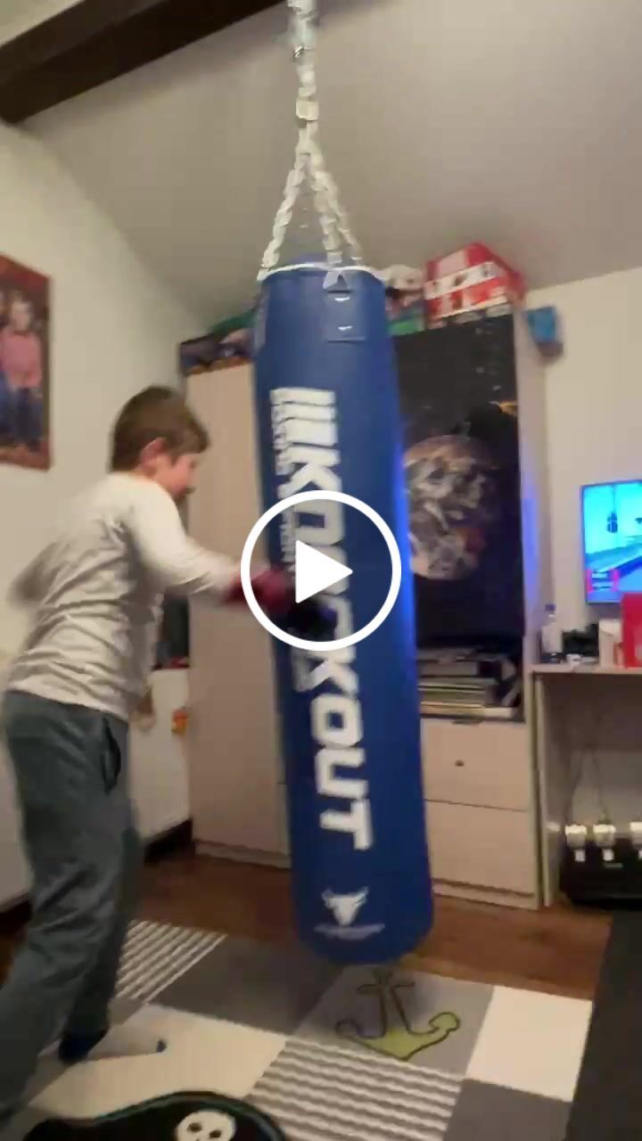 Customer video review of Sac Box Knockout Skintex