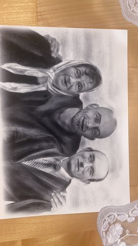 Customer photo review of Auftragsmalerei - Portrait zeichnen lassen - Portraitzeichnungen bestellen