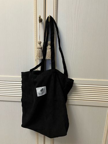 Customer photo review of Simply Chic Tote Bag
