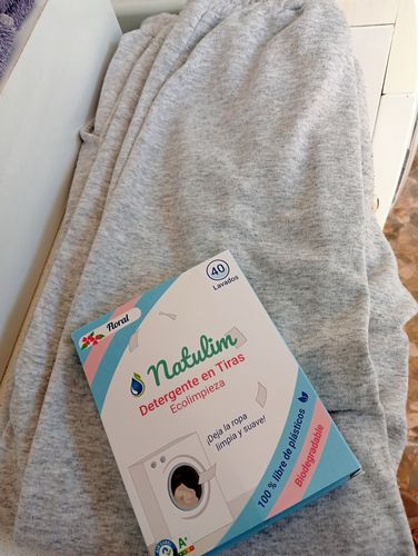 Customer photo review of Eco-Tiras de Detergente 40 lavados Natulim