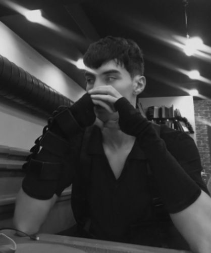 Customer photo review of Multifunction Techwear Arm Sleeve