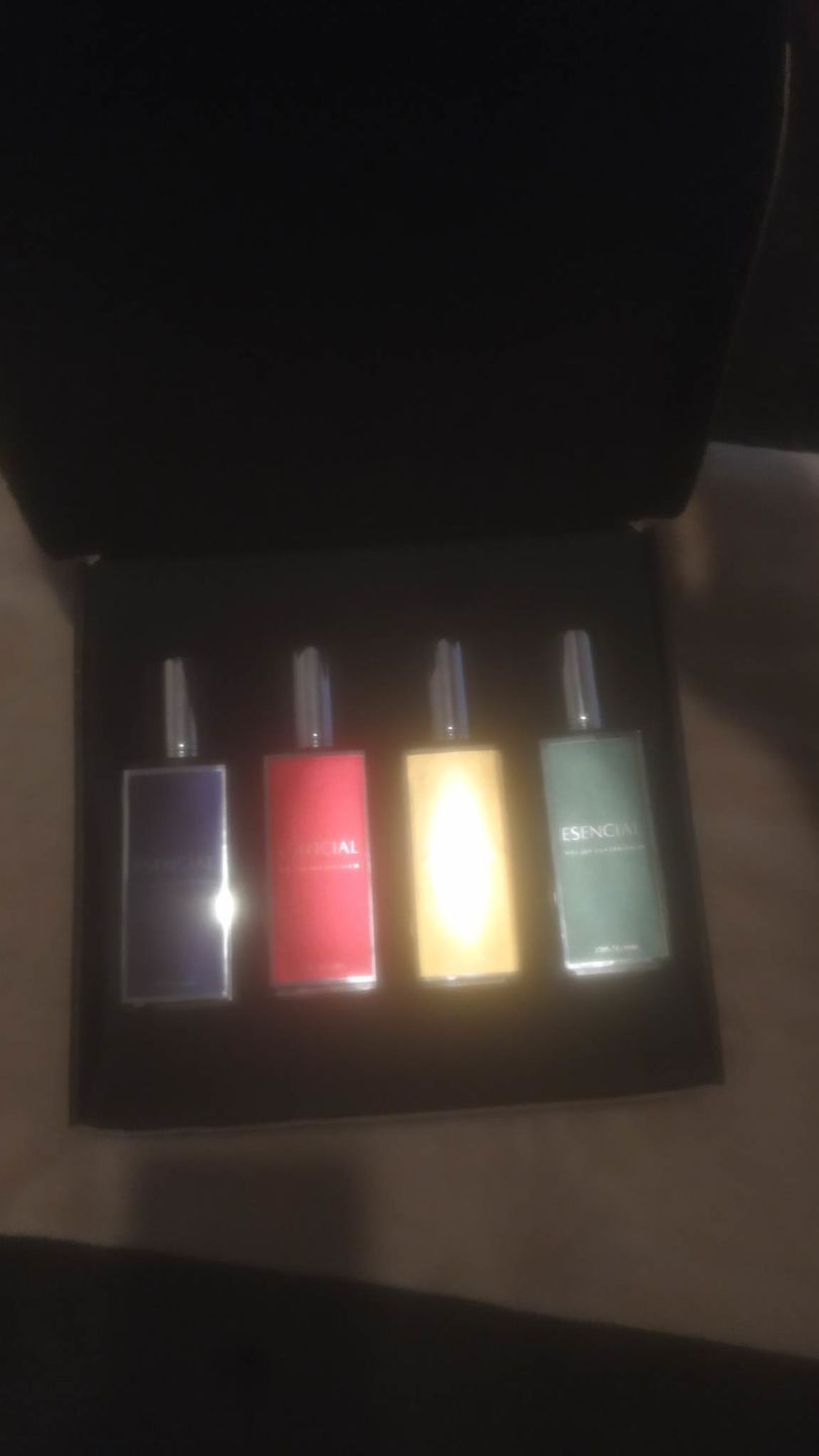 Customer photo review of Set "Tom Ford" 4 Perfumes