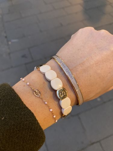 Customer photo review of COLORFUL Beige