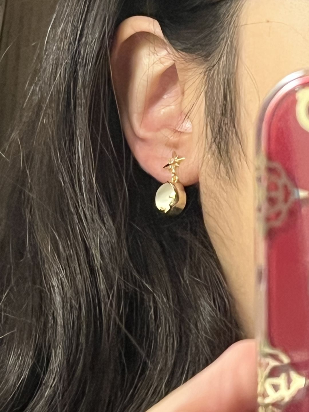 Customer photo review of Aretes de Saturno de Ópalo