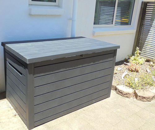 Customer photo review of Ontario Wood Style Deck Box 870 L