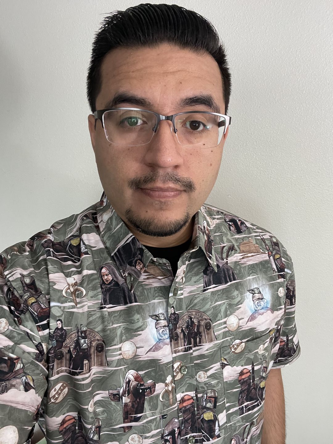 Customer photo review of Star Wars™ "Rebirth" – KUNUFLEX Short Sleeve Shirt