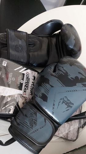 Customer photo review of כפפות איגרוף Venum Contender 2.0 Black-Black