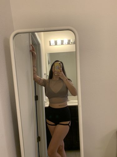 Customer photo review of Ember top MOCHA