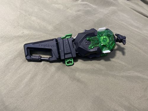 Customer photo review of Takara Tomy Limited BBG-41  (B-00)  Dynamite Custom Launcher Cyber Edition