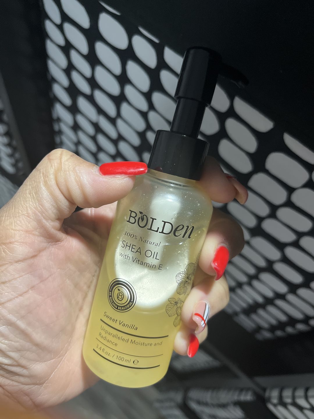 Customer photo review of Sweet Vanilla Shea Butter Oil, 3.4 Fl Oz