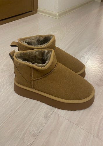 Customer photo review of Platform Sheepskin Boot