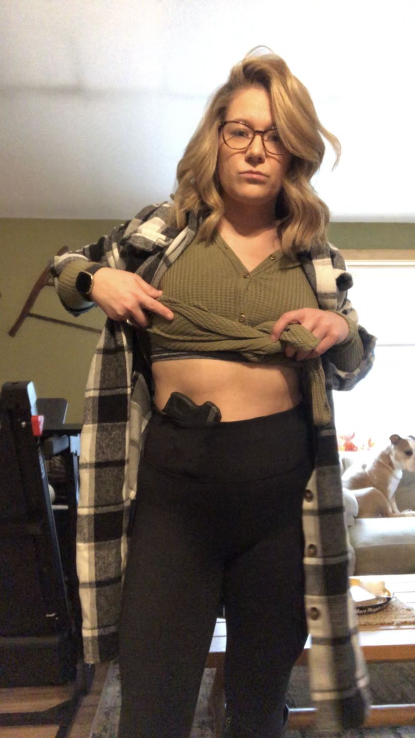 Customer photo review of CC Legging - Ambidextrous design (no pockets) - Black