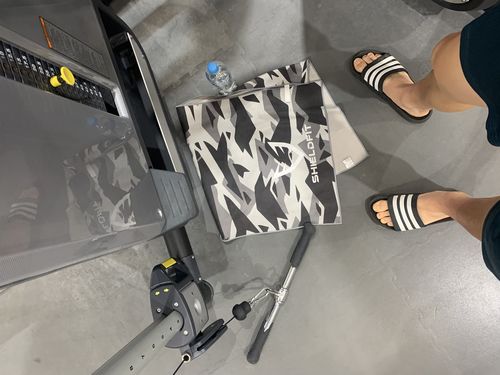 Customer photo review of Undetected x Grey Camo