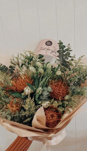 Customer photo review of Native Posy