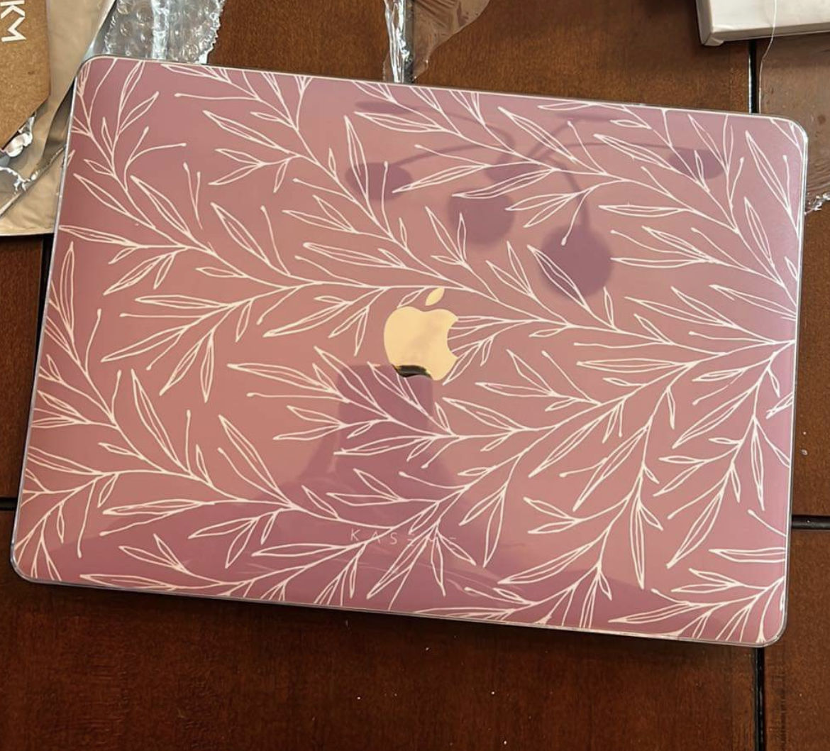 Customer photo review of Macbook Hardshell Case