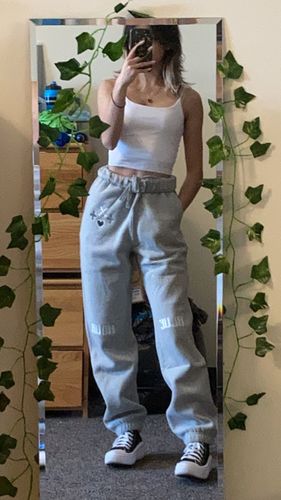 Customer photo review of TXT Blue Hour Sweatpants