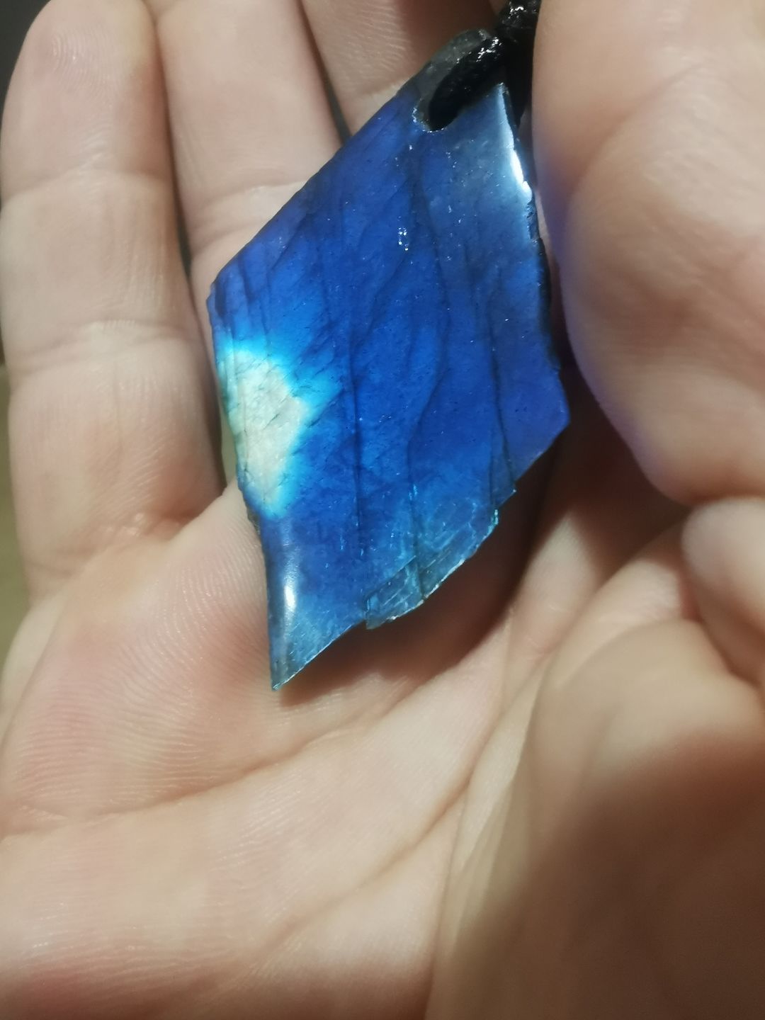 Customer photo review of Collier Labradorite brute Homme