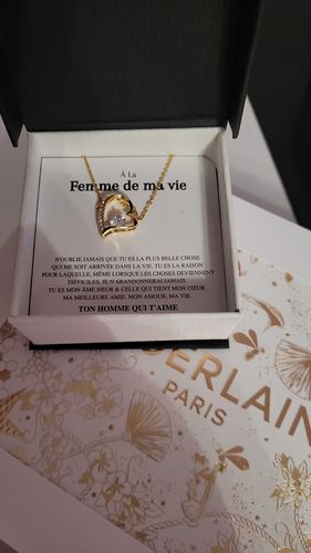 Customer photo review of Collier Amour Éternel - À la femme de ma vie - N'oublie Jamais...