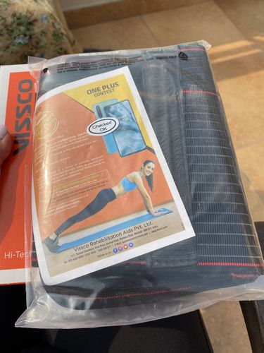 Customer photo review of Abdoset | Abdominal Support for Weak Abdominal Muscles & Helps Toning the Muscles (Black)