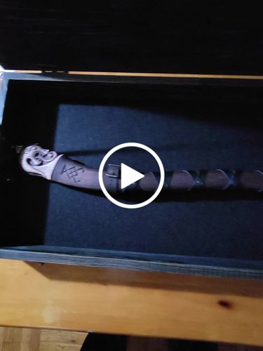 Customer video review of Hand-forged Leviathan axe with leather wrap