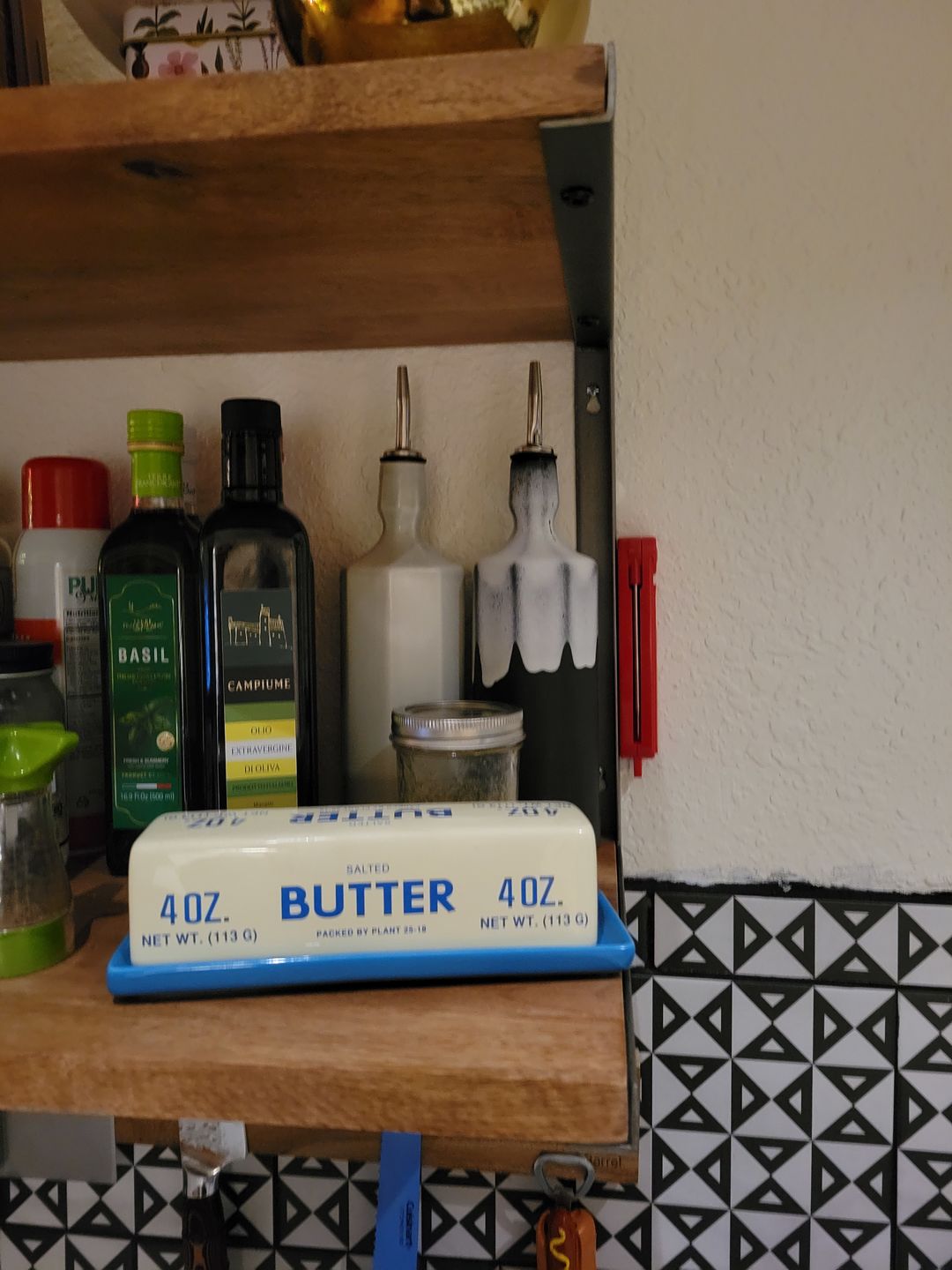 Customer photo review of Elixir Porcelain Olive Oil Dispenser