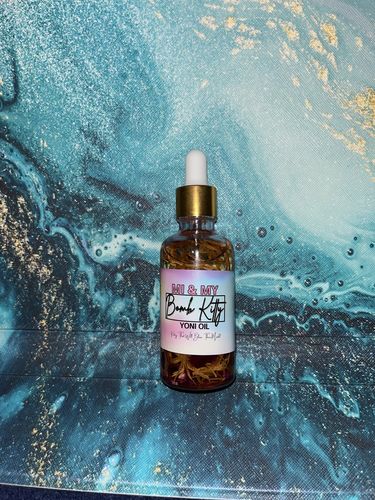 Customer photo review of Bomb Kitty Yoni Oil
