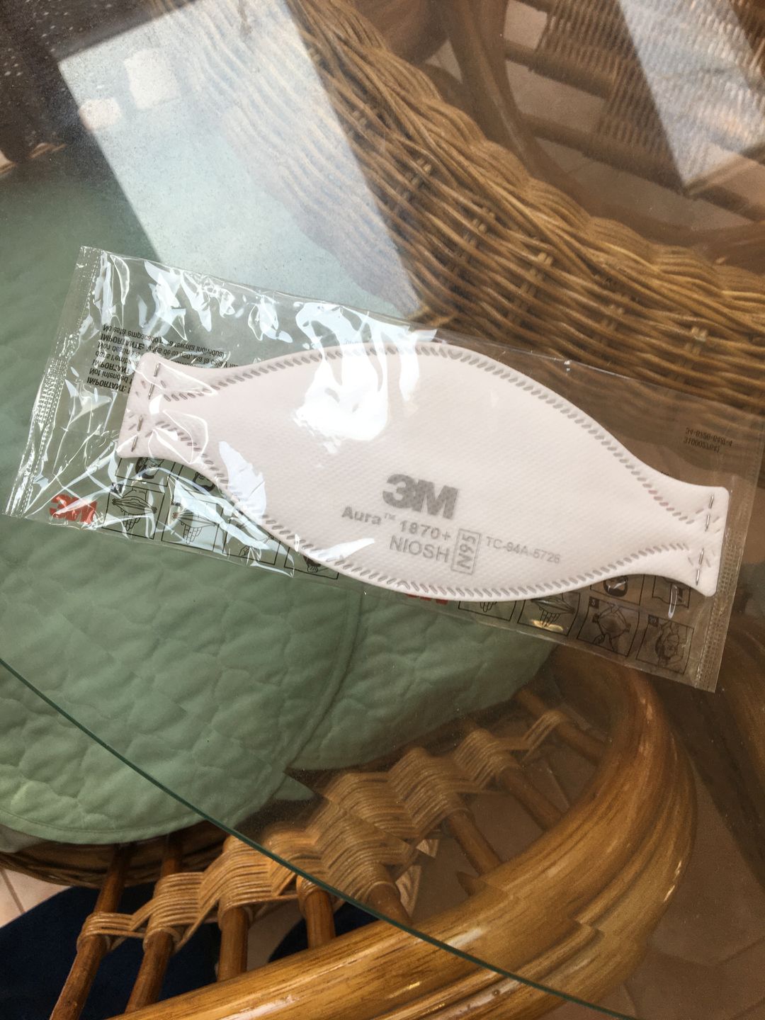 Customer photo review of 3M N95 Aura™ Respirator and Surgical Mask 1870+ Made in Canada (NIOSH)