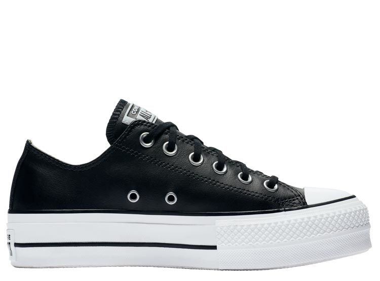 Customer photo review of Zapatilla Converse Chuck Taylor Plataforma Cuero Mujer Negro