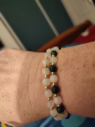 Customer photo review of Bracelet anti-douleur en malachite et pierre de lune | Or fin