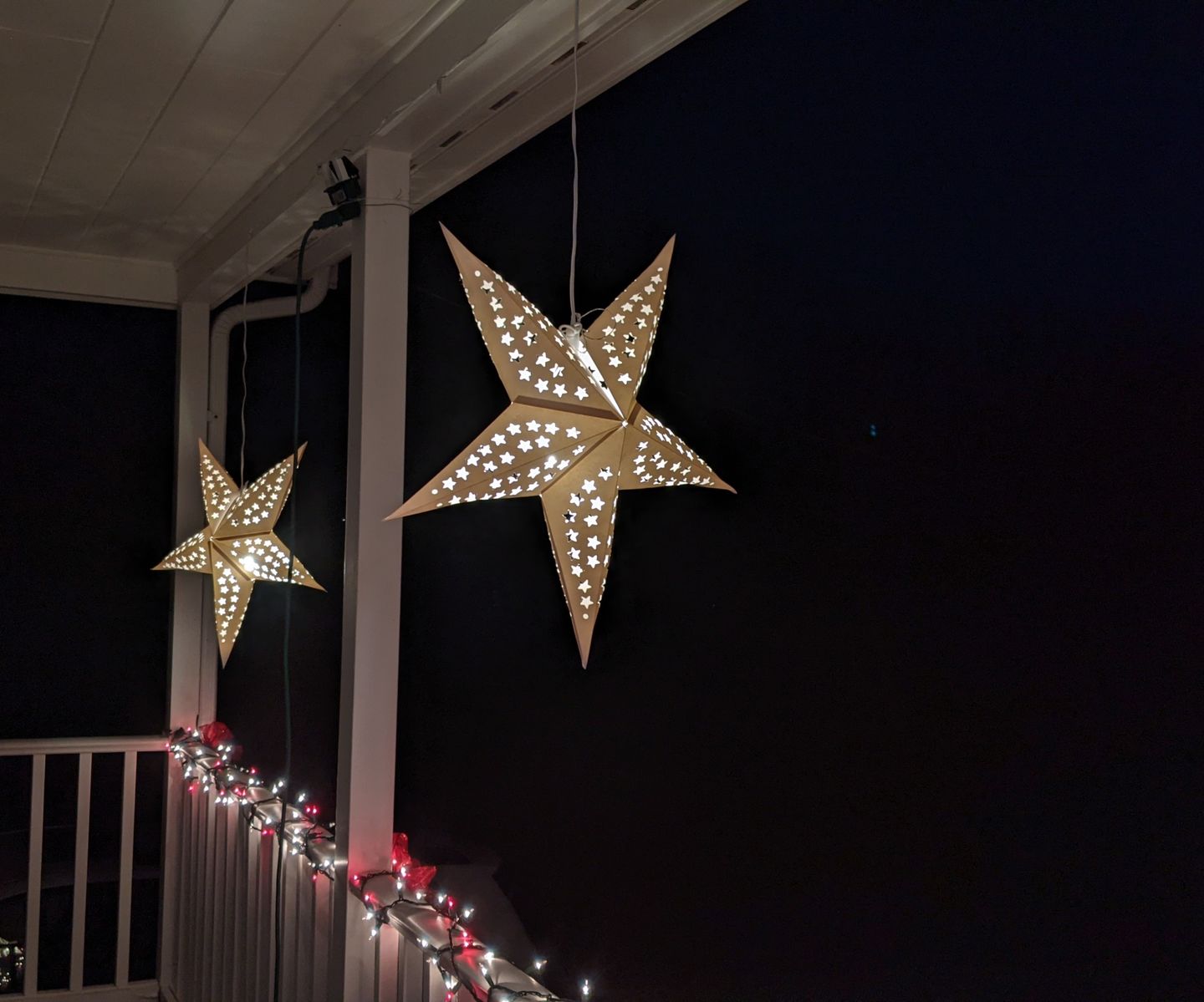 Customer photo review of 24" Solid White Stars Cut-Out Paper Star Lantern, Chinese Hanging Wedding & Party Decoration