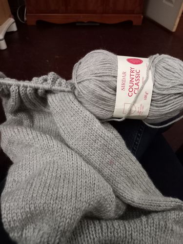 Customer photo review of 2022 Special Edition Luxury Men Knitting Box!